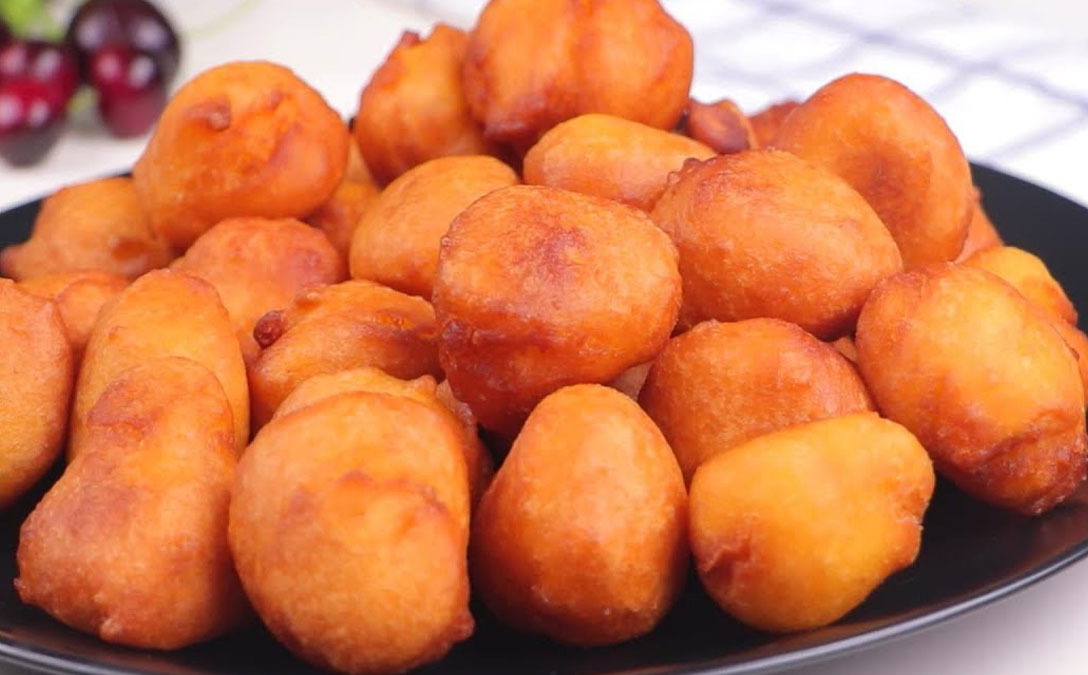 বড়া পিঠা তৈরির রেসিপি পাকা কলা দিয়ে