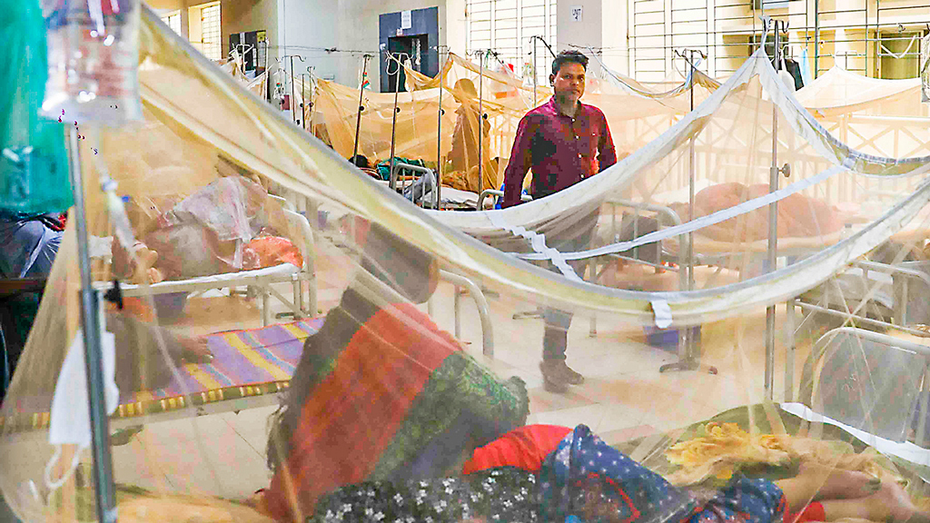 ২৪ ঘণ্টায় ডেঙ্গুতে ৯ জনের মৃত্যু, হাসপাতালে ১০৪২ জন