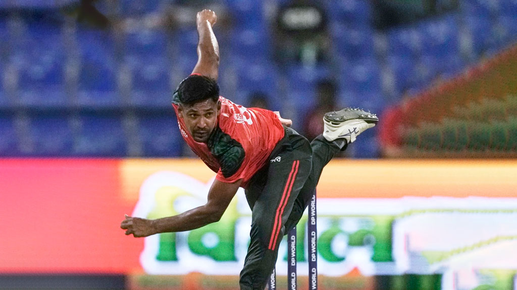 ডট বলে মোস্তাফিজের বিশ্ব রেকর্ড