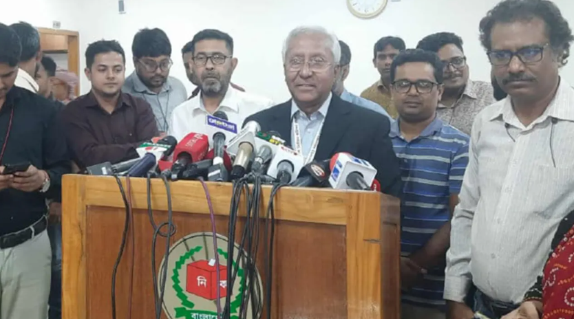 ইসি সচিবালয়ের সিনিয়র সচিব আখতার হোসেন শাপলার বিকল্প না নিলে এনসিপিকে নিজ উদ্যোগে প্রতীক দেবে ইসি