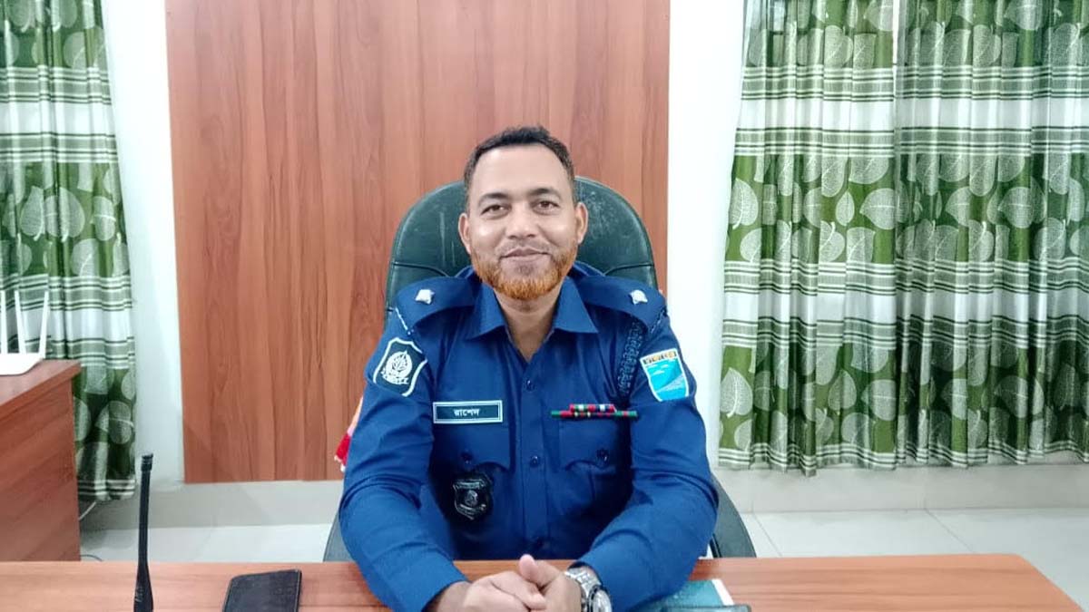 হোসেনপুর থানায় নতুন ওসি হিসেবে যোগ দিলেন রাশেদুল ইসলাম