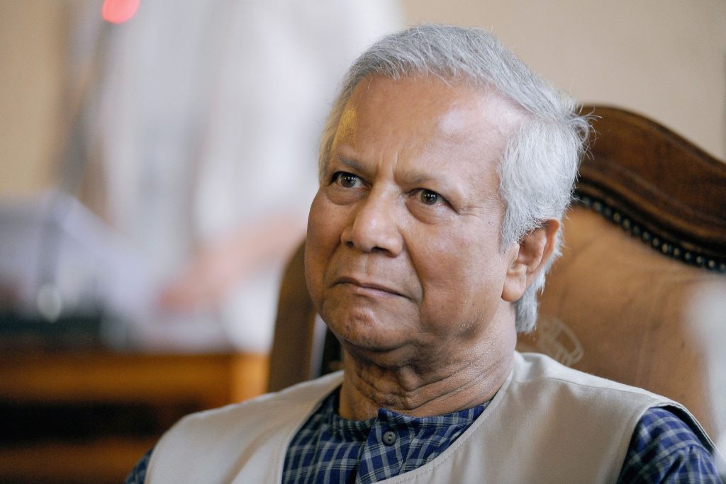 ঊনসত্তরের গণঅভ্যুত্থান: প্রধান উপদেষ্টা ড. মুহাম্মদ ইউনূসের শ্রদ্ধা ও স্মরণ