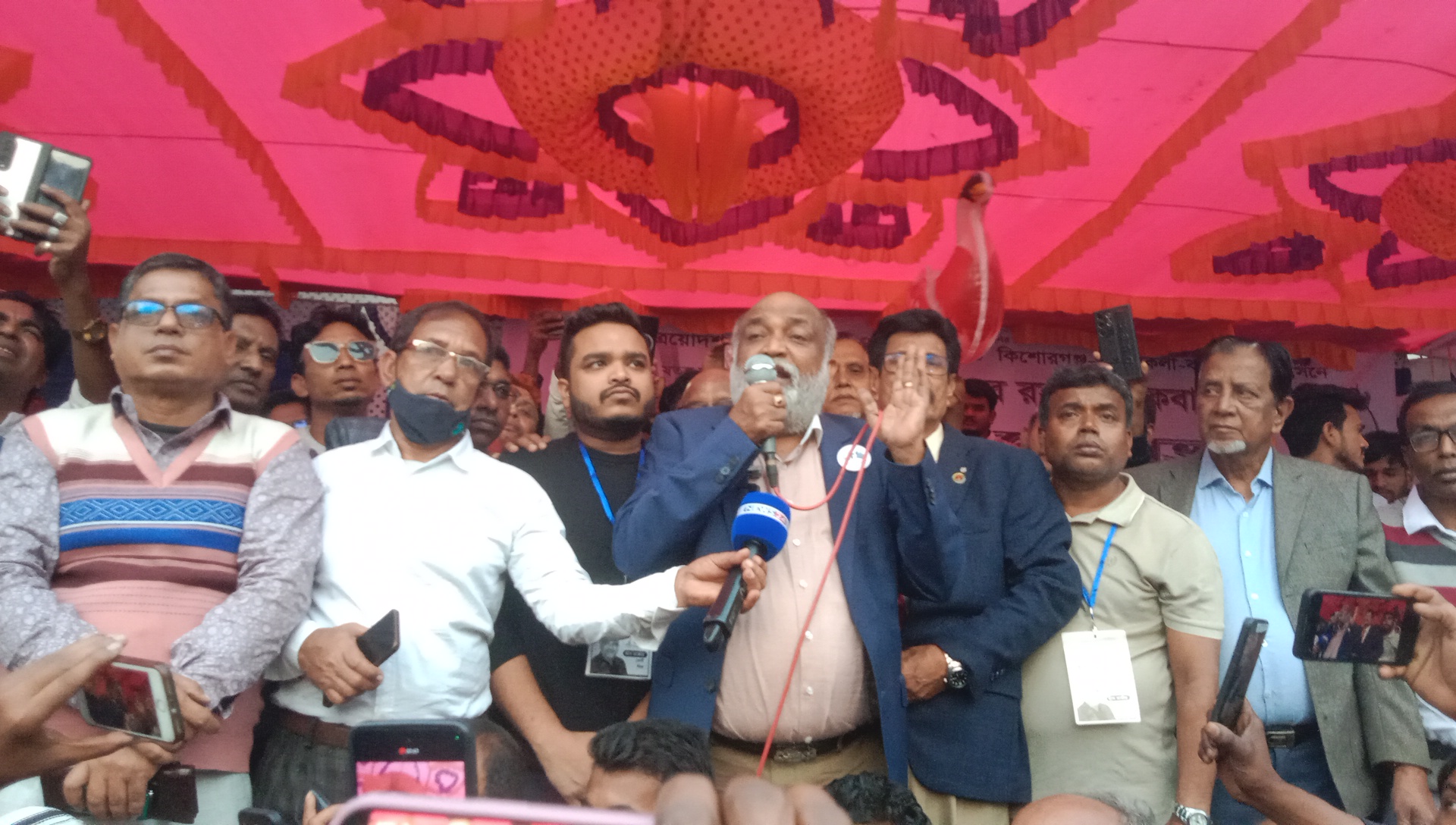 হাসপাতাল ও পর্যটনকেন্দ্র গড়ার অঙ্গীকারে নিকলীতে ইকবালের নির্বাচনী জনসভা