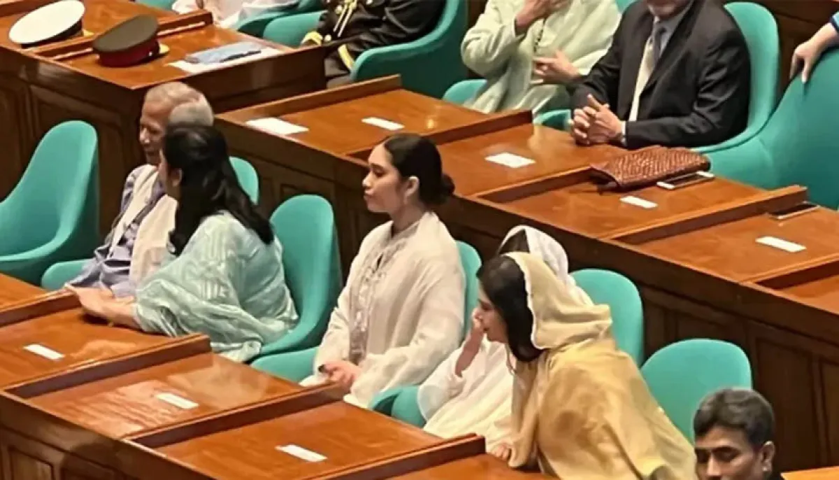 প্রথম অধিবেশনে দর্শক গ্যালারিতে ইউনূস, জুবায়দা ও জাইমাসহ বিশিষ্টজনরা