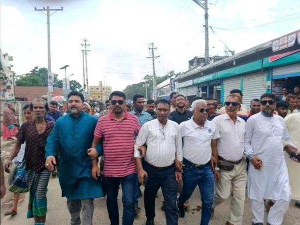 যুবদলের কেন্দ্রীয় কমিটিতে স্থান পাওয়ায় মজিবুর রহমান ভুঁইয়াকে সংবর্ধনা