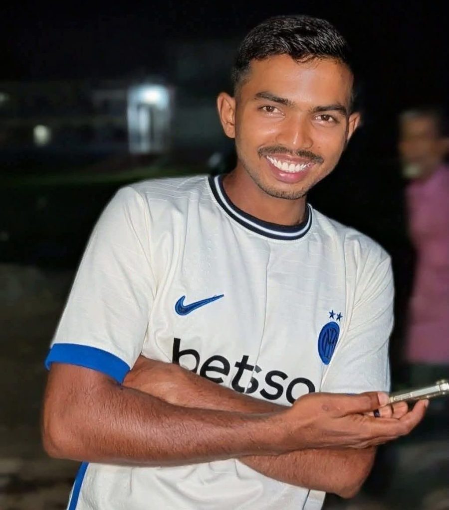 তাড়াইলে বিদ্যুৎস্পৃষ্ট হয়ে যুবকের মৃত্যু
