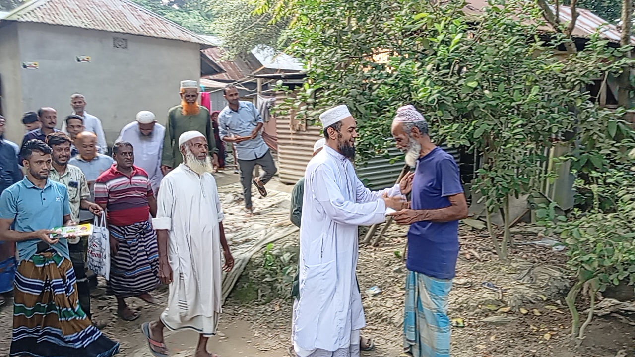 জনসেবা ও পারিবারিক ঐতিহ্য নিয়ে দানাপাটুলীতে আলোচনায় মোশারফ হোসেন