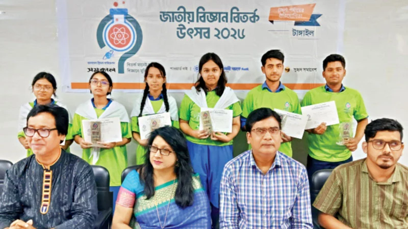 শিশু-কিশোরদের মাদক ও অপরাধ থেকে দূরে রাখতে বিতর্ক চর্চার তাগিদ