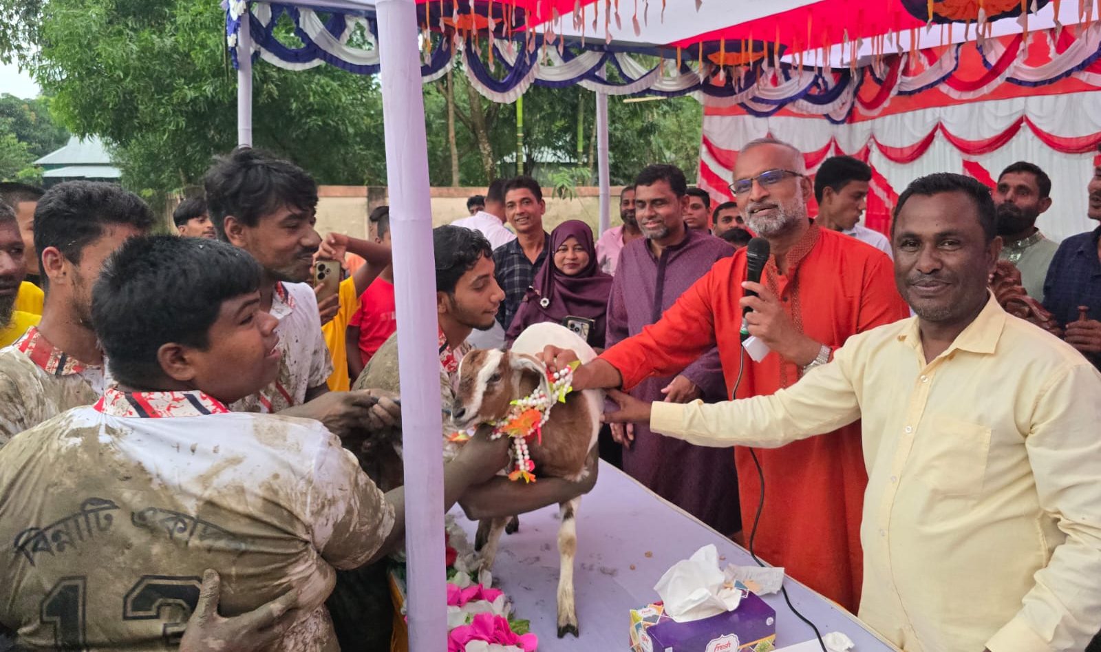বিন্নাটীতে কাবাডির জমজমাট আসর, বুড়িরচরকে হারিয়ে চ্যাম্পিয়ন বিন্নাটী